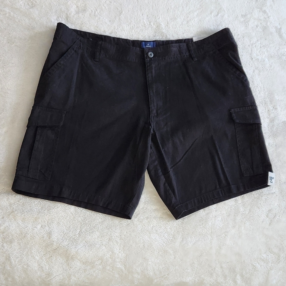 🩳George Men’s Black Cargo Shorts – Size 44 – 10” Inseam – NWT Above the Knee